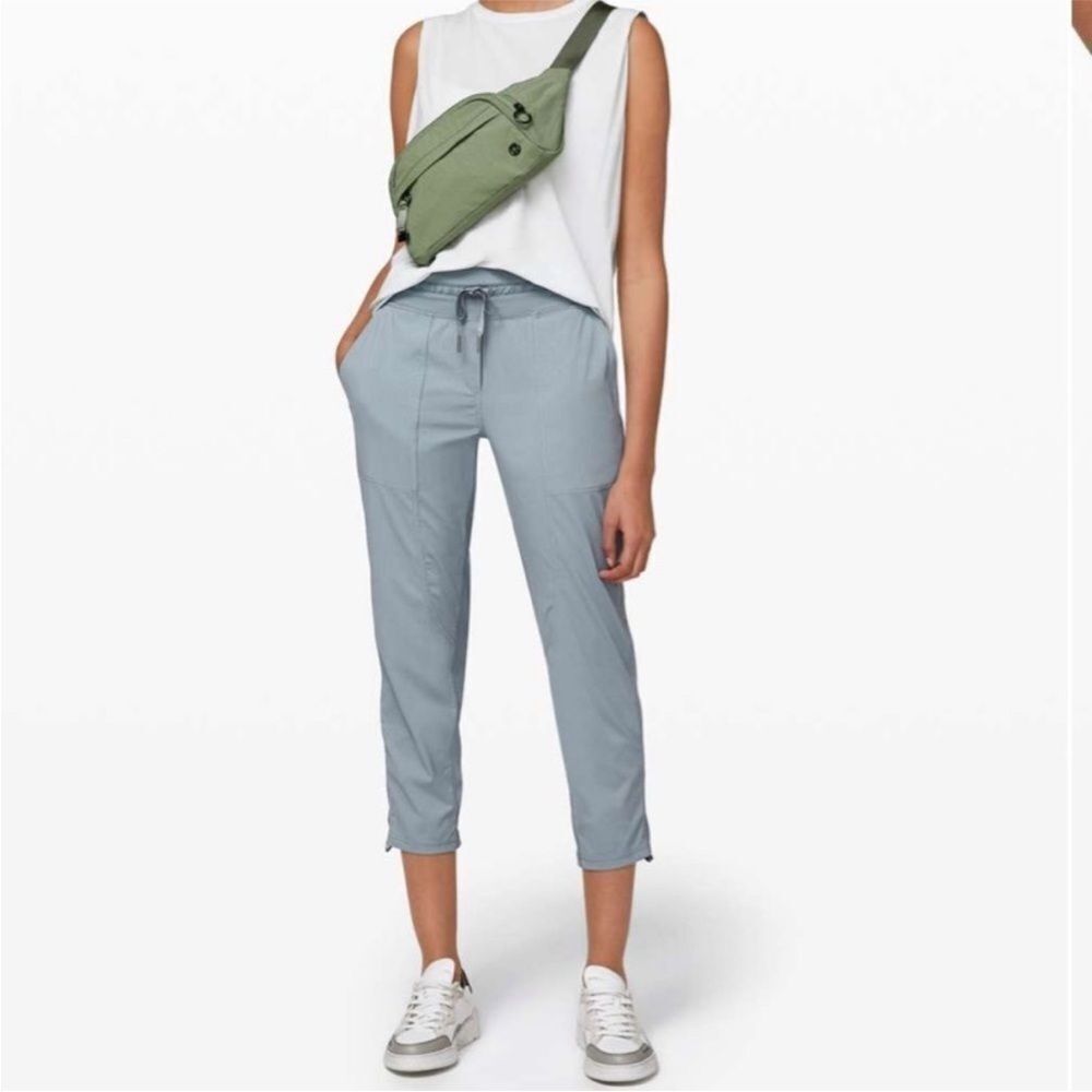 lululemon athletica Light Blue Cropped Track Joggers Size 14
